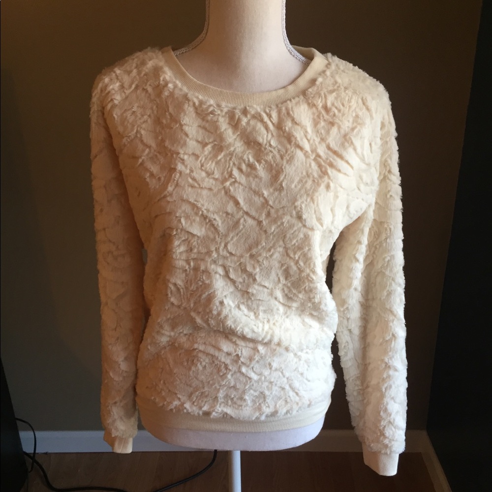 😍 NWOT Gorgeous Sweater 😍